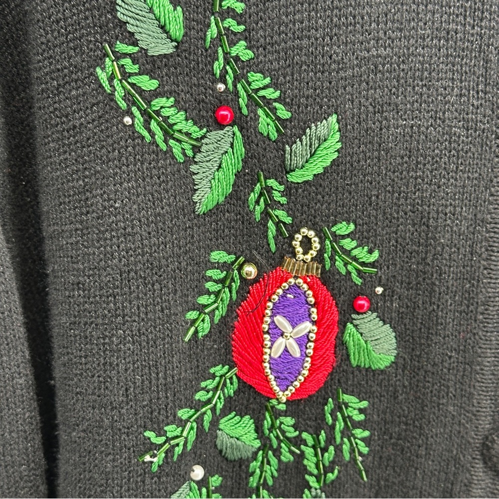 Women’s 2X Black Green Red Embroidered Beaded Ugly Chri‎ Sweater - Picture 4 of 13